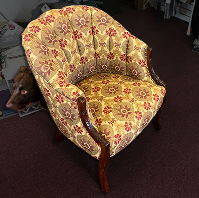 channel back chair